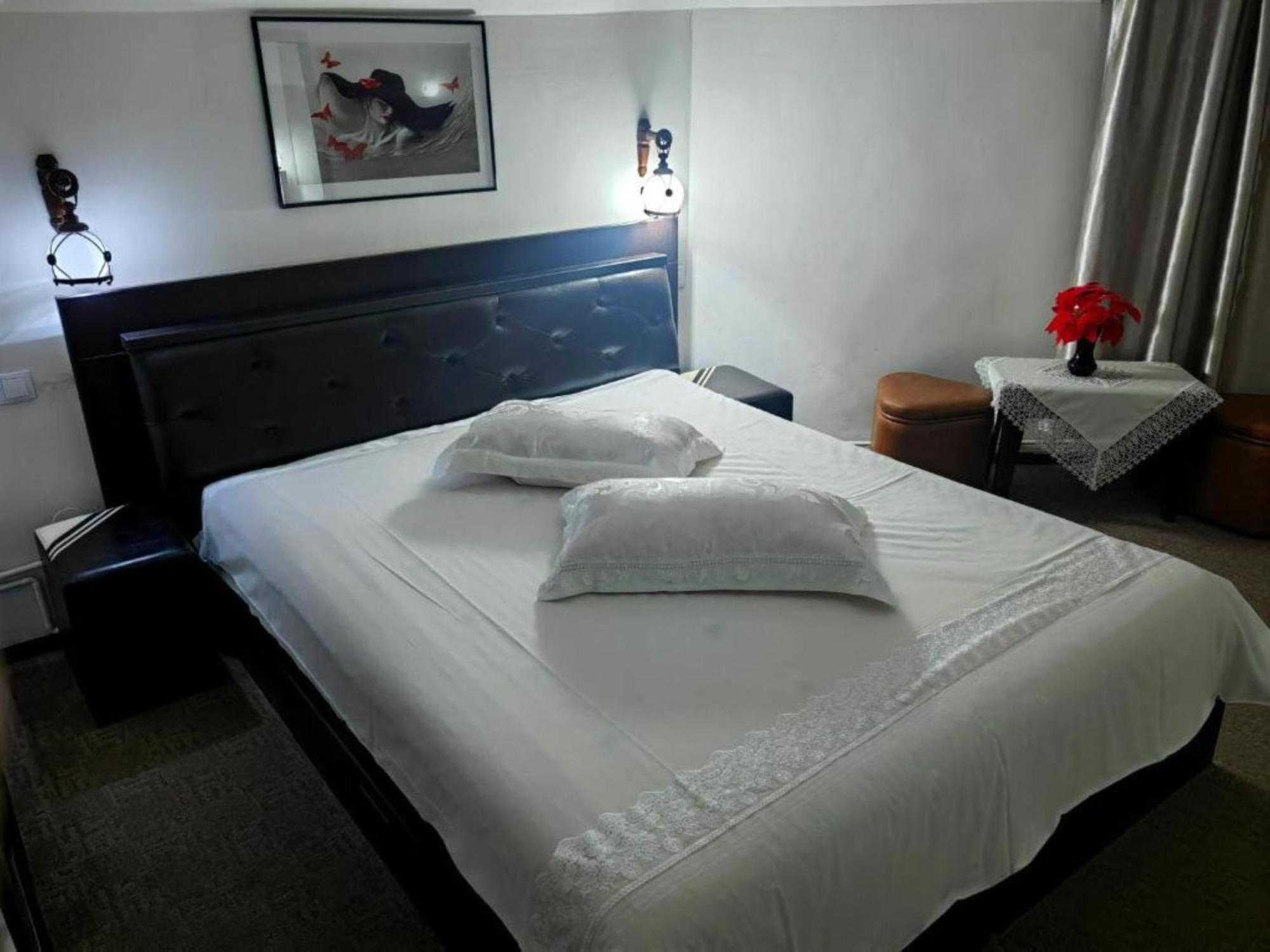 Pensiunea Millenium Sibiu With Parking - Motorcycle Friendly Travel Routes 외부 사진