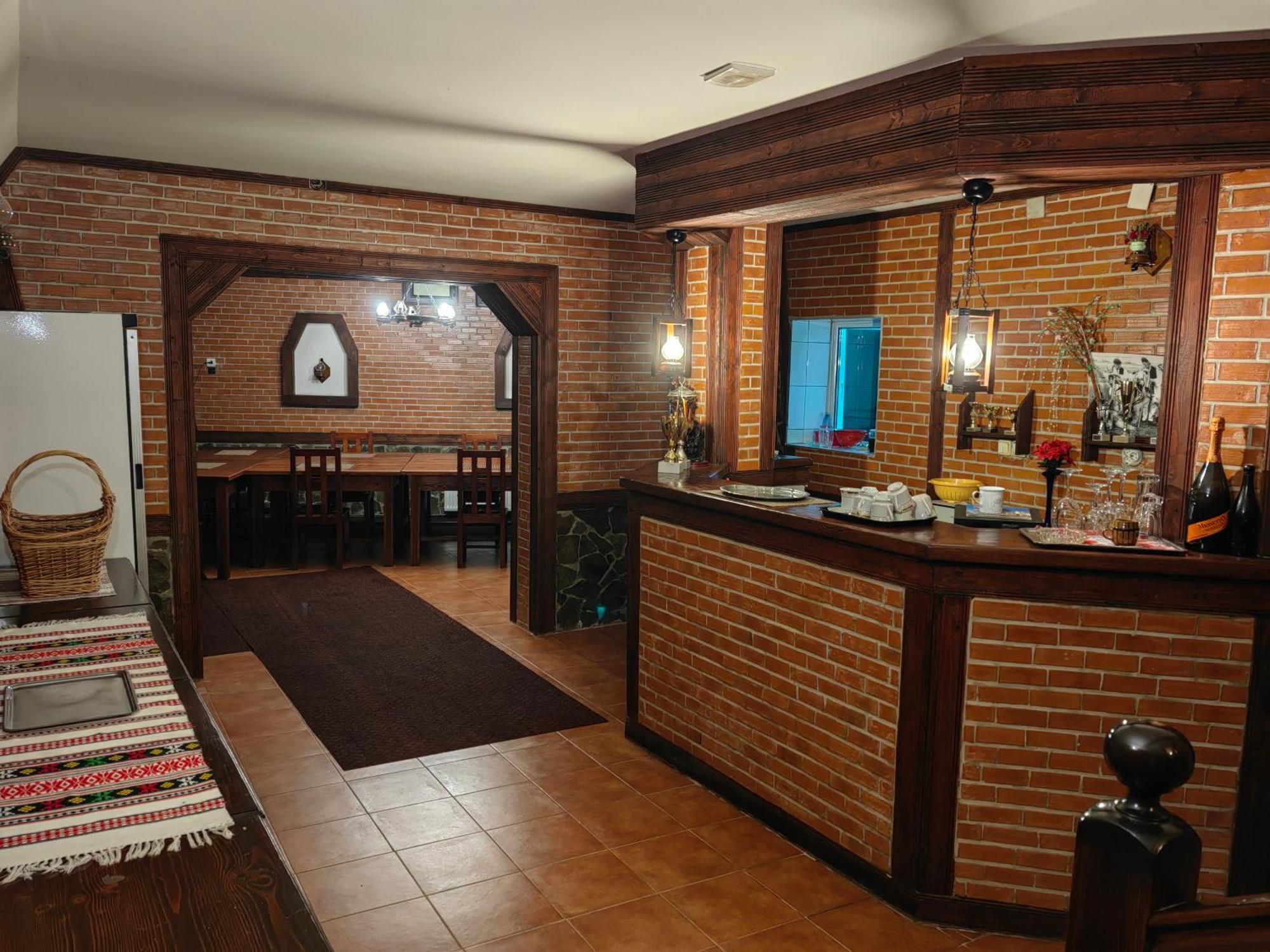 Pensiunea Millenium Sibiu With Parking - Motorcycle Friendly Travel Routes 외부 사진