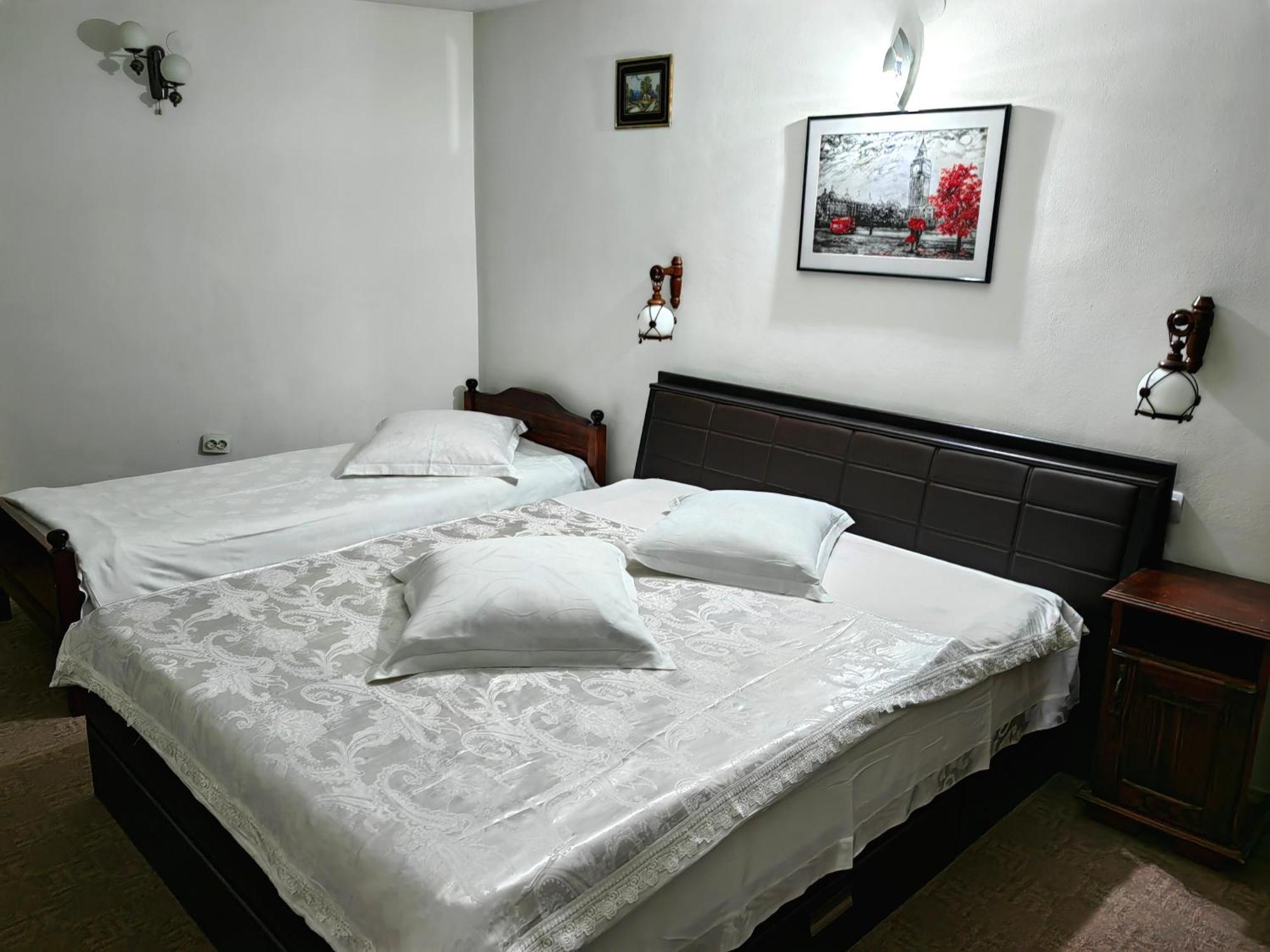 Pensiunea Millenium Sibiu With Parking - Motorcycle Friendly Travel Routes 외부 사진